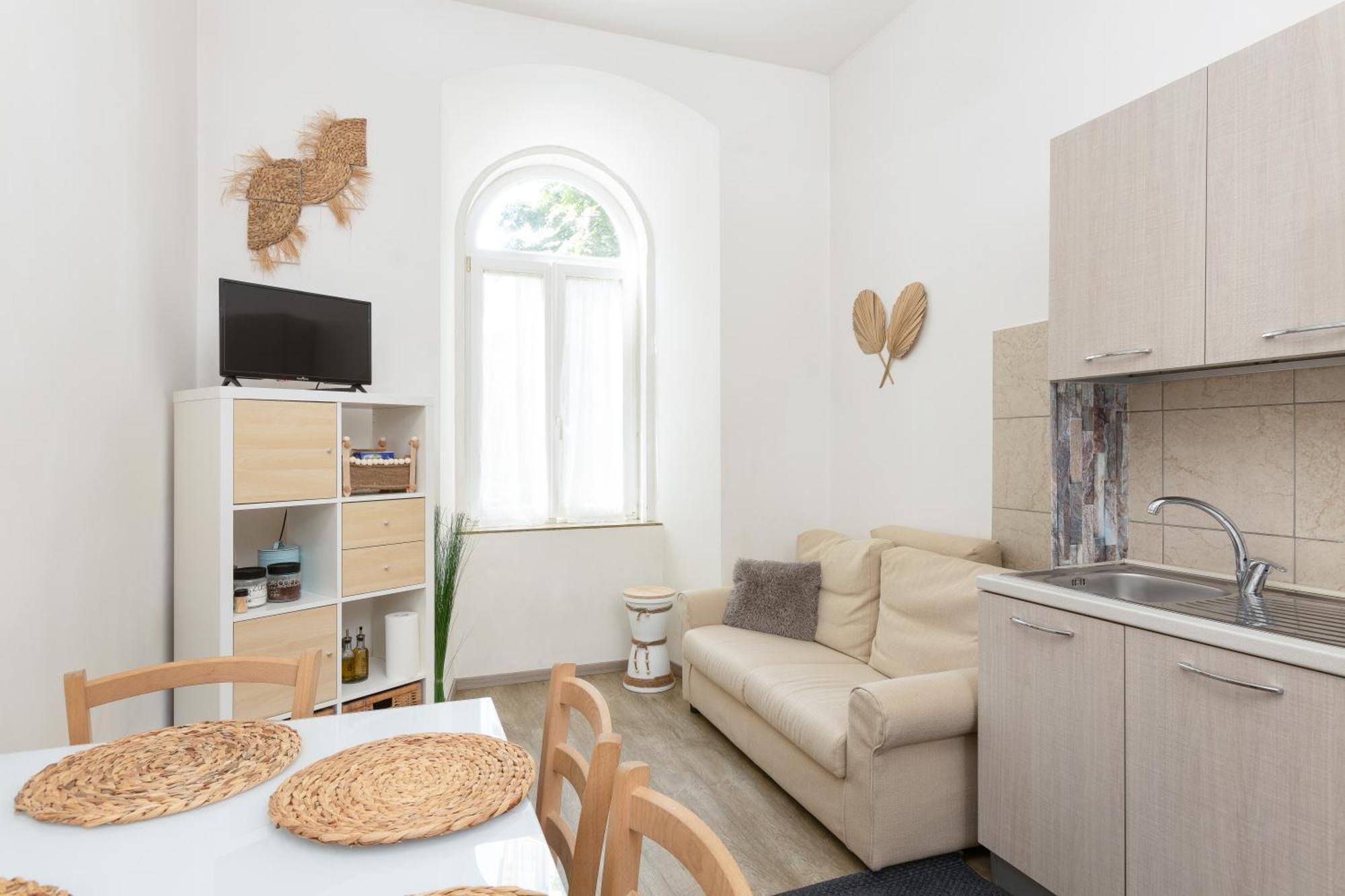 XX Settembre Apartment Trieste Luaran gambar